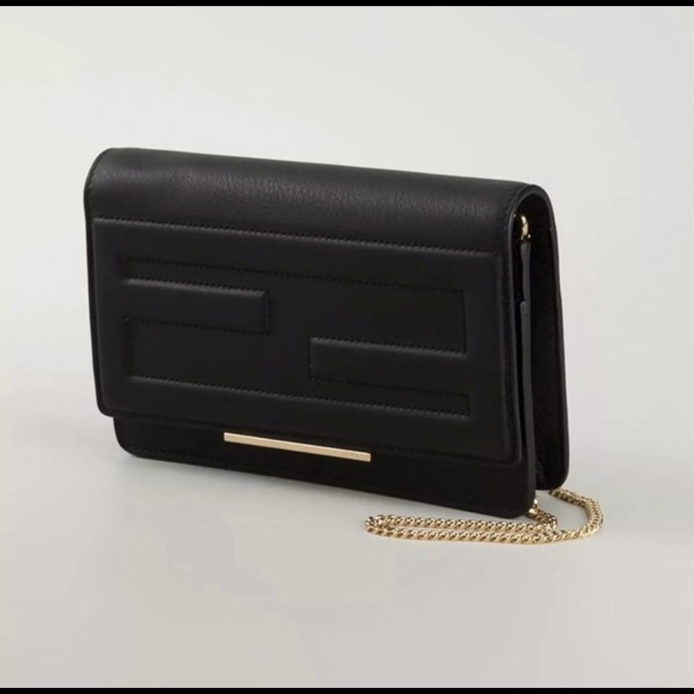 FENDI
Vitello Tube Wallet on Chain Black